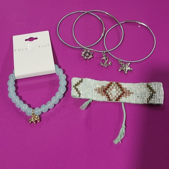 Jewelry - Awesome Aqua jewelry